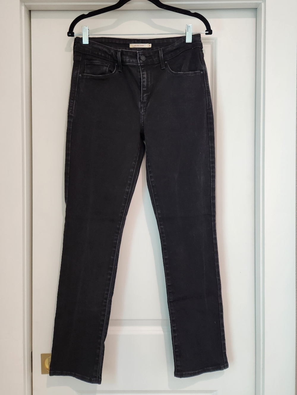 Levi's Black Mid-Rise Skinny Straight Women’s Jeans